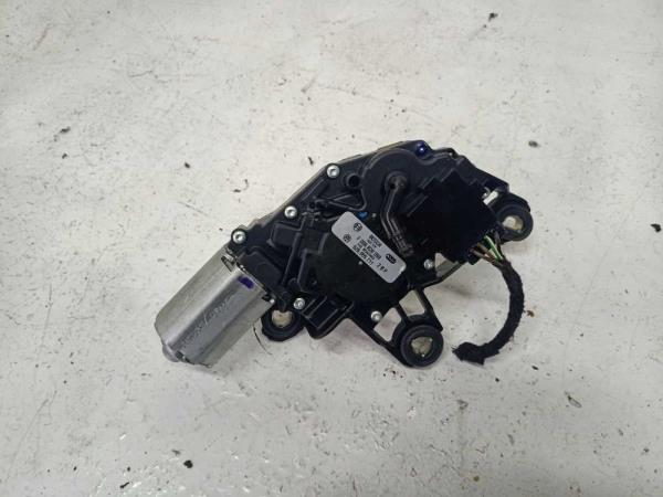 MOTEUR ESSUIE GLACE ARRIERE VW FOX - Vue 2